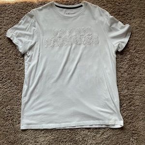 Barely worn white Armani Exchange graphic tee size XLarge